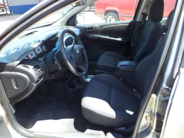 2005 Dodge Neon Unknown