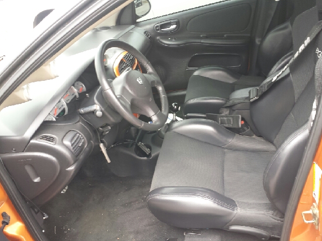 2005 Dodge Neon 2WD Ext Cab 125.9 SL