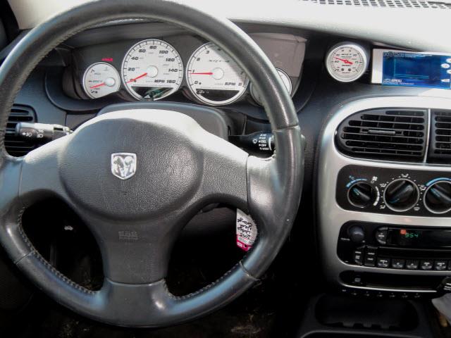 2005 Dodge Neon Unknown