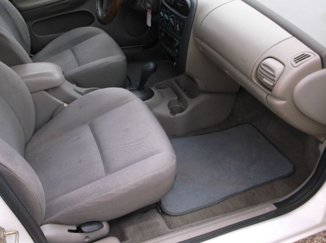 2005 Dodge Neon Unknown