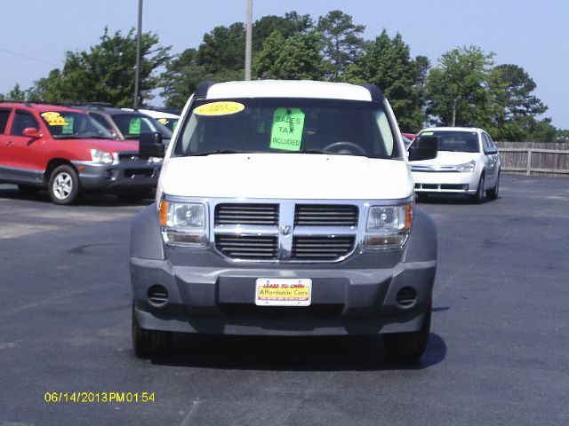 2007 Dodge Nitro 4dr Sdn S Auto