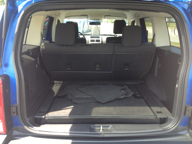 2007 Dodge Nitro Wolfsburg Edition Sedan