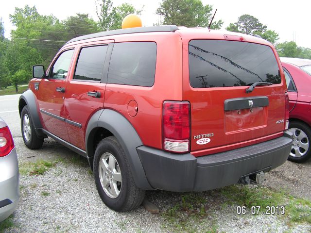 2007 Dodge Nitro Wolfsburg Edition Sedan