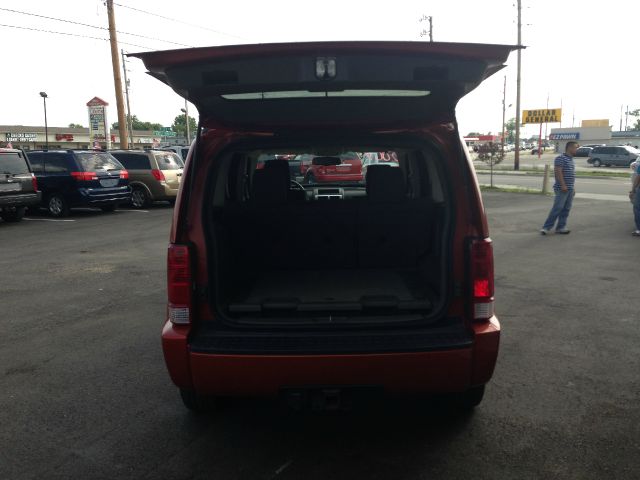 2007 Dodge Nitro Wagon SE