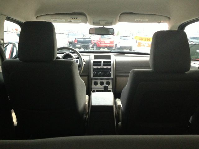 2007 Dodge Nitro Wagon SE