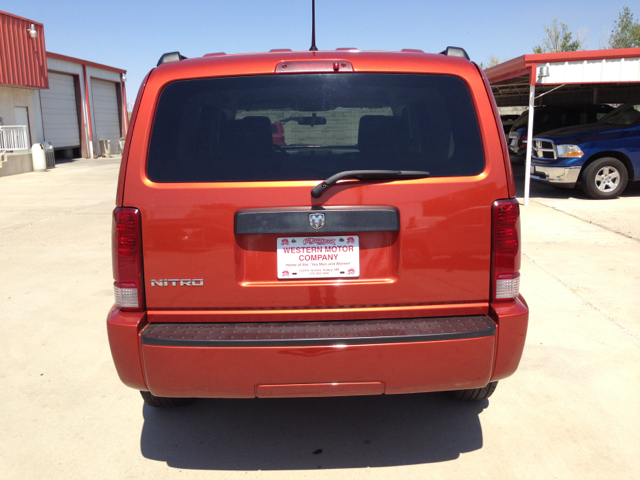 2007 Dodge Nitro 4dr Sdn S Auto