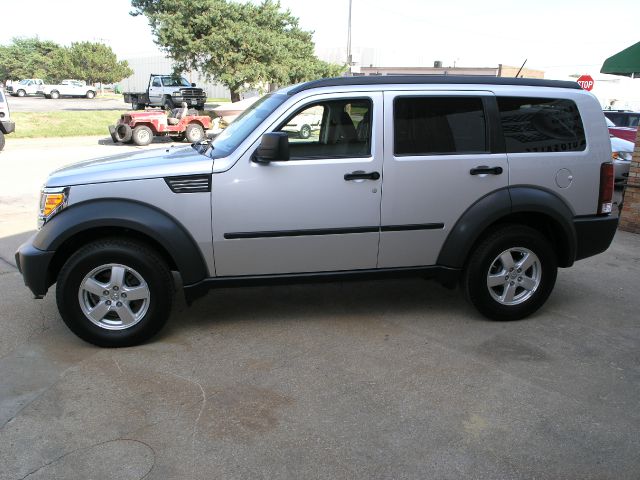 2007 Dodge Nitro Wolfsburg Edition Sedan
