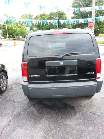 2007 Dodge Nitro Wolfsburg Edition Sedan