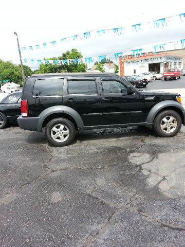 2007 Dodge Nitro Wolfsburg Edition Sedan
