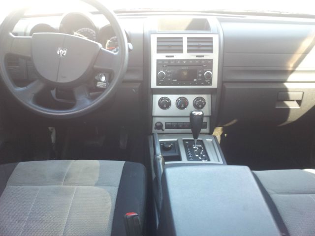 2007 Dodge Nitro Wolfsburg Edition Sedan