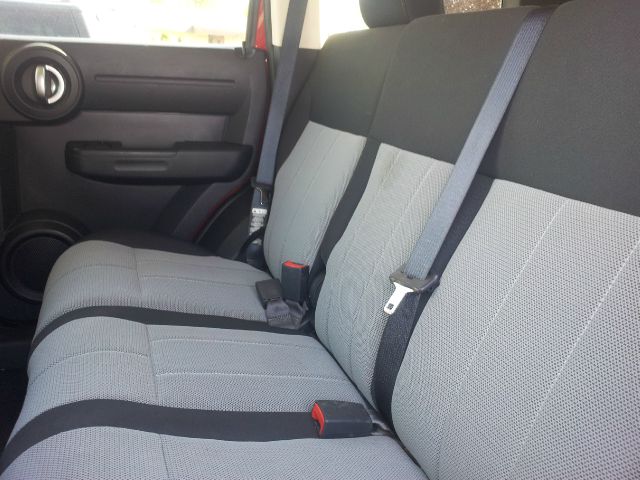 2007 Dodge Nitro Wolfsburg Edition Sedan