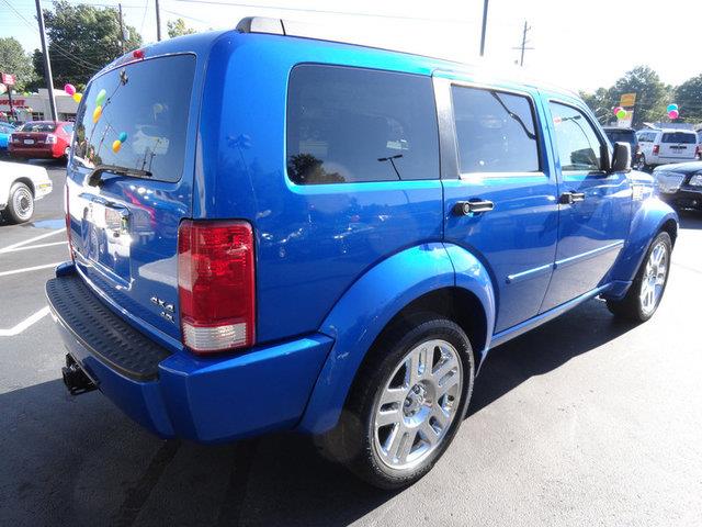 2007 Dodge Nitro Laramie 5 1/2 Ft
