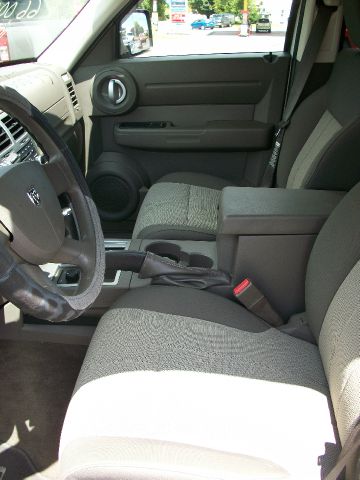 2007 Dodge Nitro Wolfsburg Edition Sedan