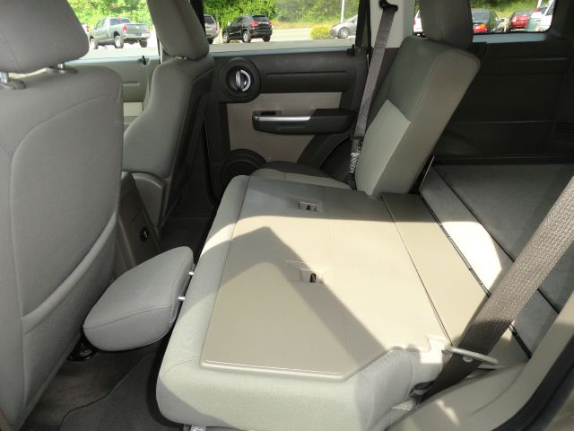 2007 Dodge Nitro Wagon SE