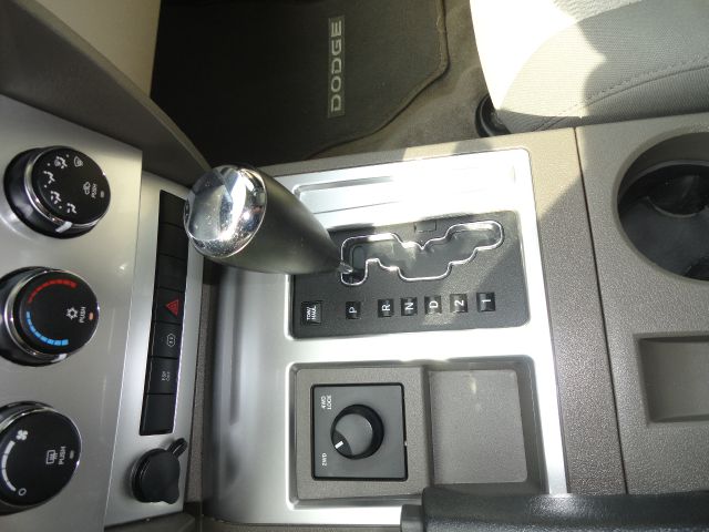 2007 Dodge Nitro Wagon SE