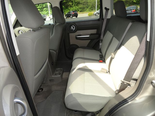 2007 Dodge Nitro Wagon SE