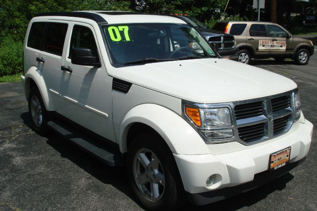 2007 Dodge Nitro Wolfsburg Edition Sedan