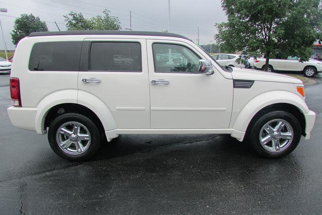 2007 Dodge Nitro Deluxe Convertible
