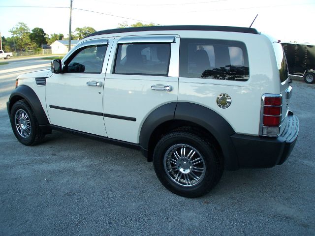 2007 Dodge Nitro 4dr Sdn S Auto
