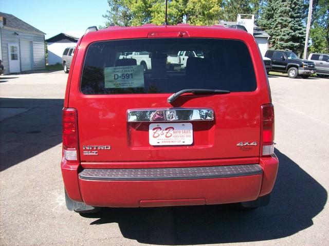 2008 Dodge Nitro 4.0L Automatic Silver Edition