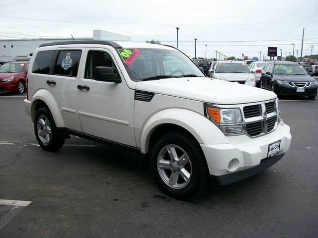 2008 Dodge Nitro Wolfsburg Edition Sedan