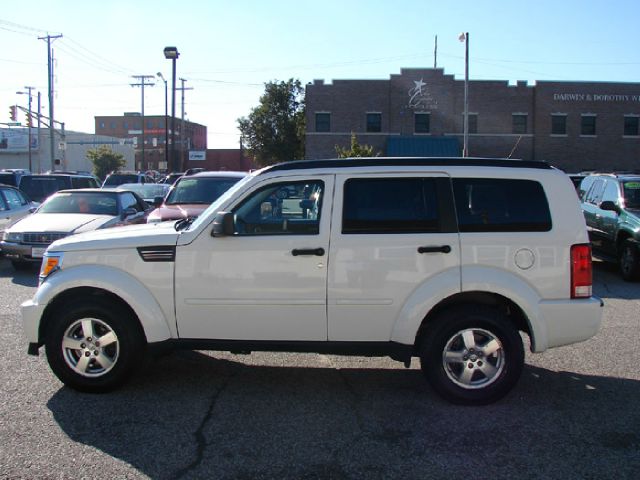 2008 Dodge Nitro Wolfsburg Edition Sedan