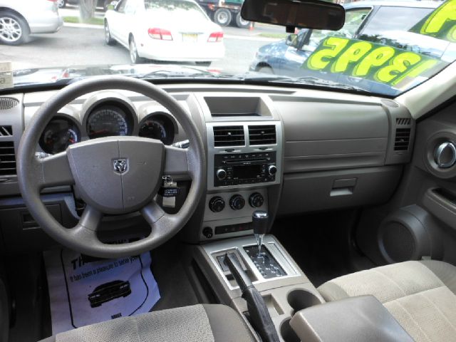 2009 Dodge Nitro EX-L W/ DVD System