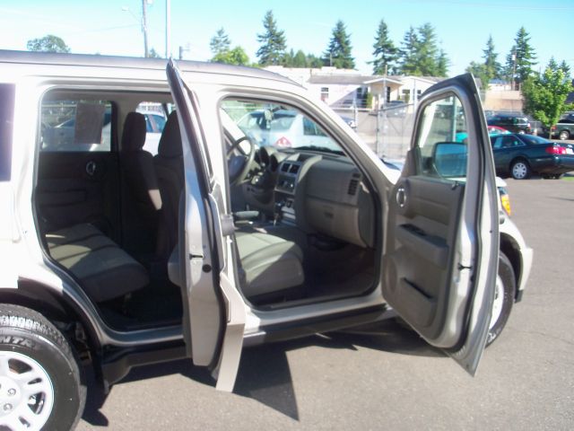 2009 Dodge Nitro EX-L W/ DVD System