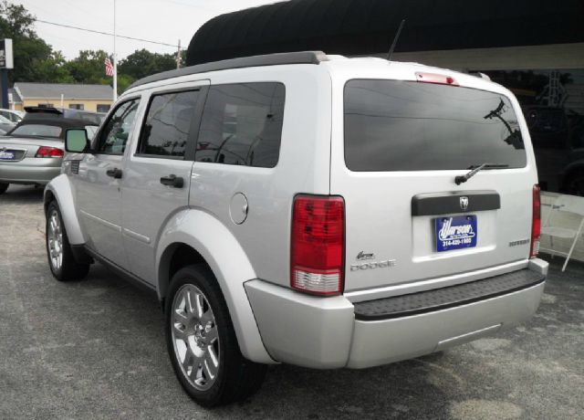 2010 Dodge Nitro Sle25004x4