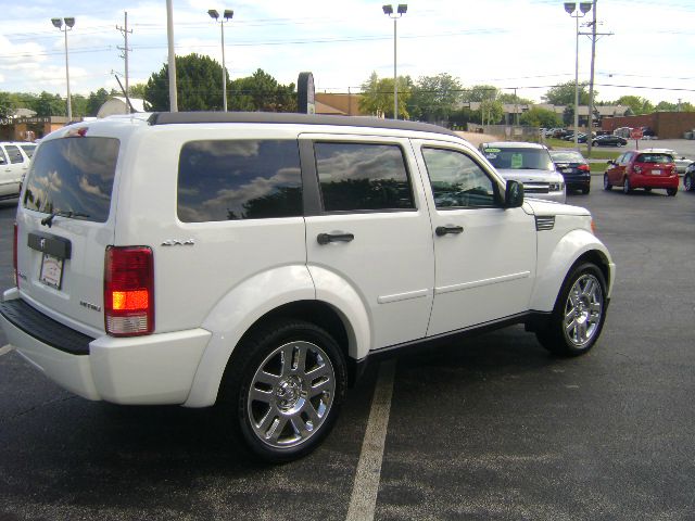 2011 Dodge Nitro Wolfsburg Edition 1.8 T