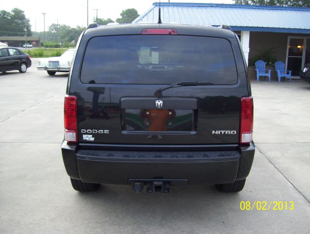 2011 Dodge Nitro Wolfsburg Edition 1.8 T