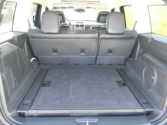 2011 Dodge Nitro Looks Like New