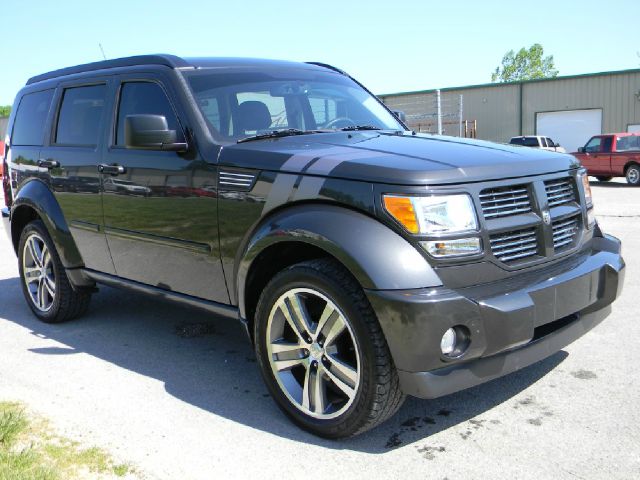 2011 Dodge Nitro Looks Like New
