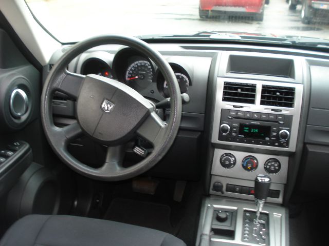 2011 Dodge Nitro EX-L W/ DVD System