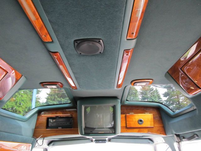 1999 Dodge Ram Van 1500 LS 4X4