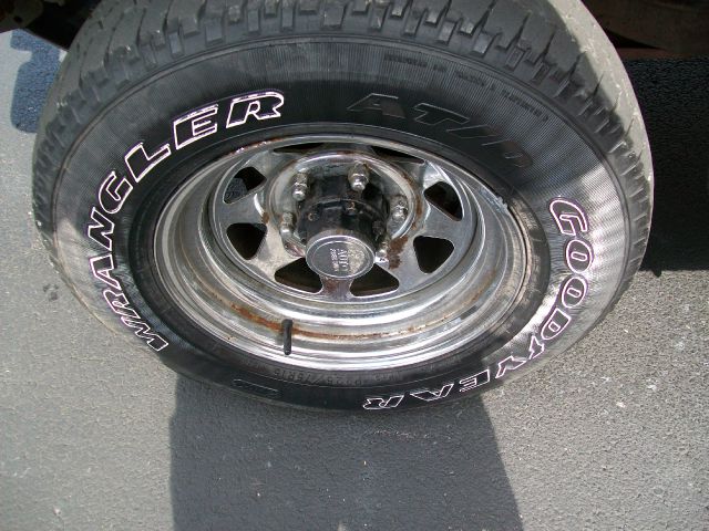 1988 Dodge Raider SLT 25