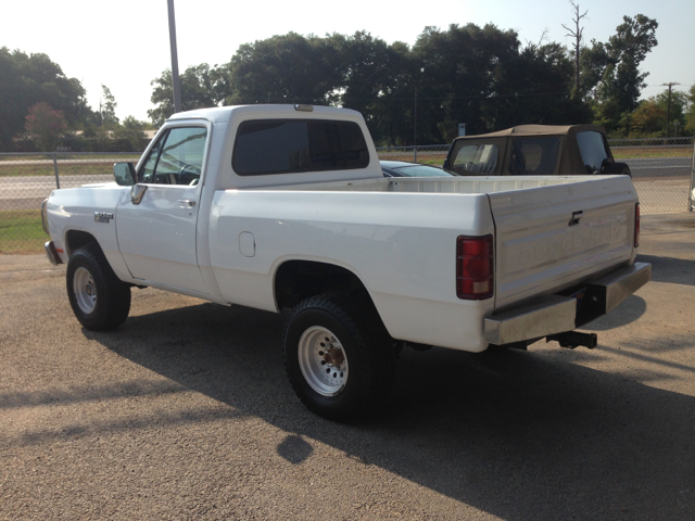 1988 Dodge Ram 1500 With Kenwood Cd Player