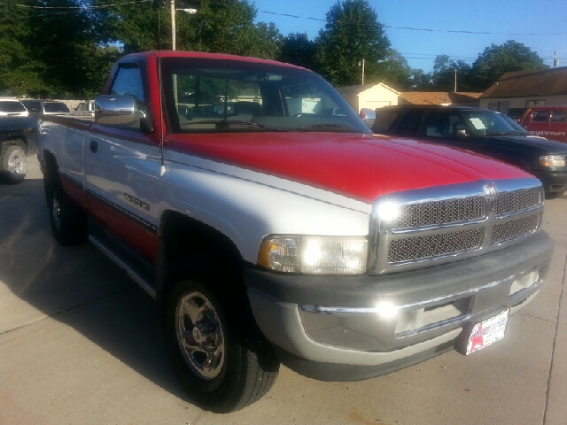 1994 Dodge Ram 1500 T6 AWD Leather Moonroof Third Row Seat DVD