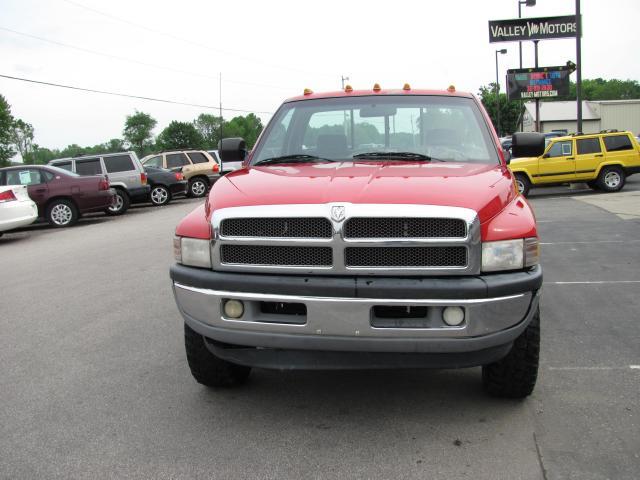 1996 Dodge Ram 1500 LT Sedan 4D