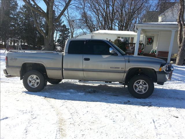 1997 Dodge Ram 1500 BOX