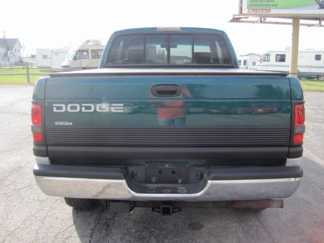 1997 Dodge Ram 1500 S AWD 3.5L V/6 5-pass