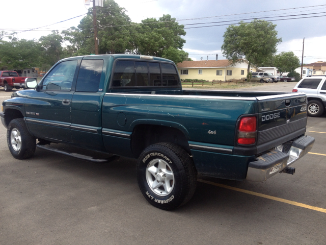 1997 Dodge Ram 1500 S AWD 3.5L V/6 5-pass
