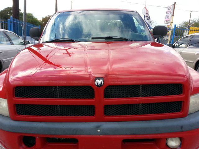 1998 Dodge Ram 1500 4DR SDN XLE AT