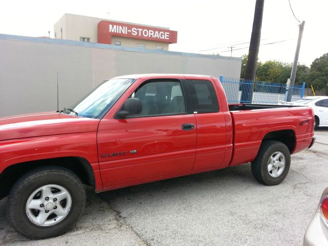 1998 Dodge Ram 1500 4DR SDN XLE AT