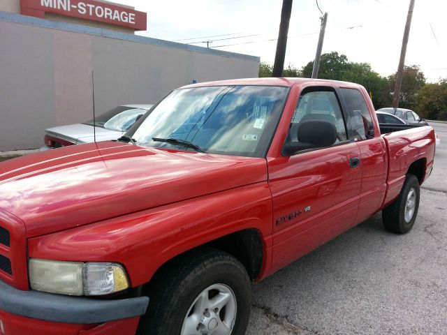 1998 Dodge Ram 1500 4DR SDN XLE AT