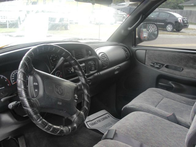 1998 Dodge Ram 1500 GLS AWD
