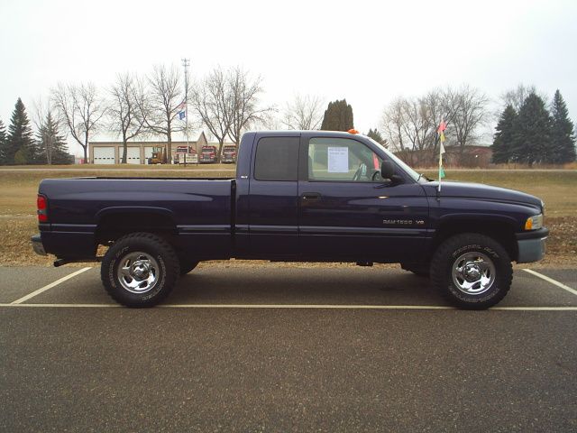 1998 Dodge Ram 1500 2WD Crew Cab 143.5