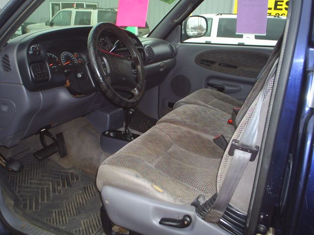 1998 Dodge Ram 1500 2WD Crew Cab 143.5