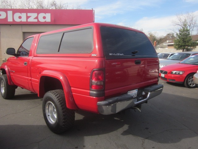 1998 Dodge Ram 1500 LT Sedan 4D