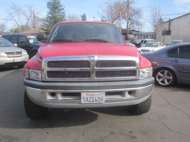 1998 Dodge Ram 1500 LT Sedan 4D